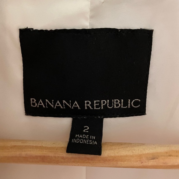 Banana Republic cream tweed blazer, size 2 - Picture 3 of 4